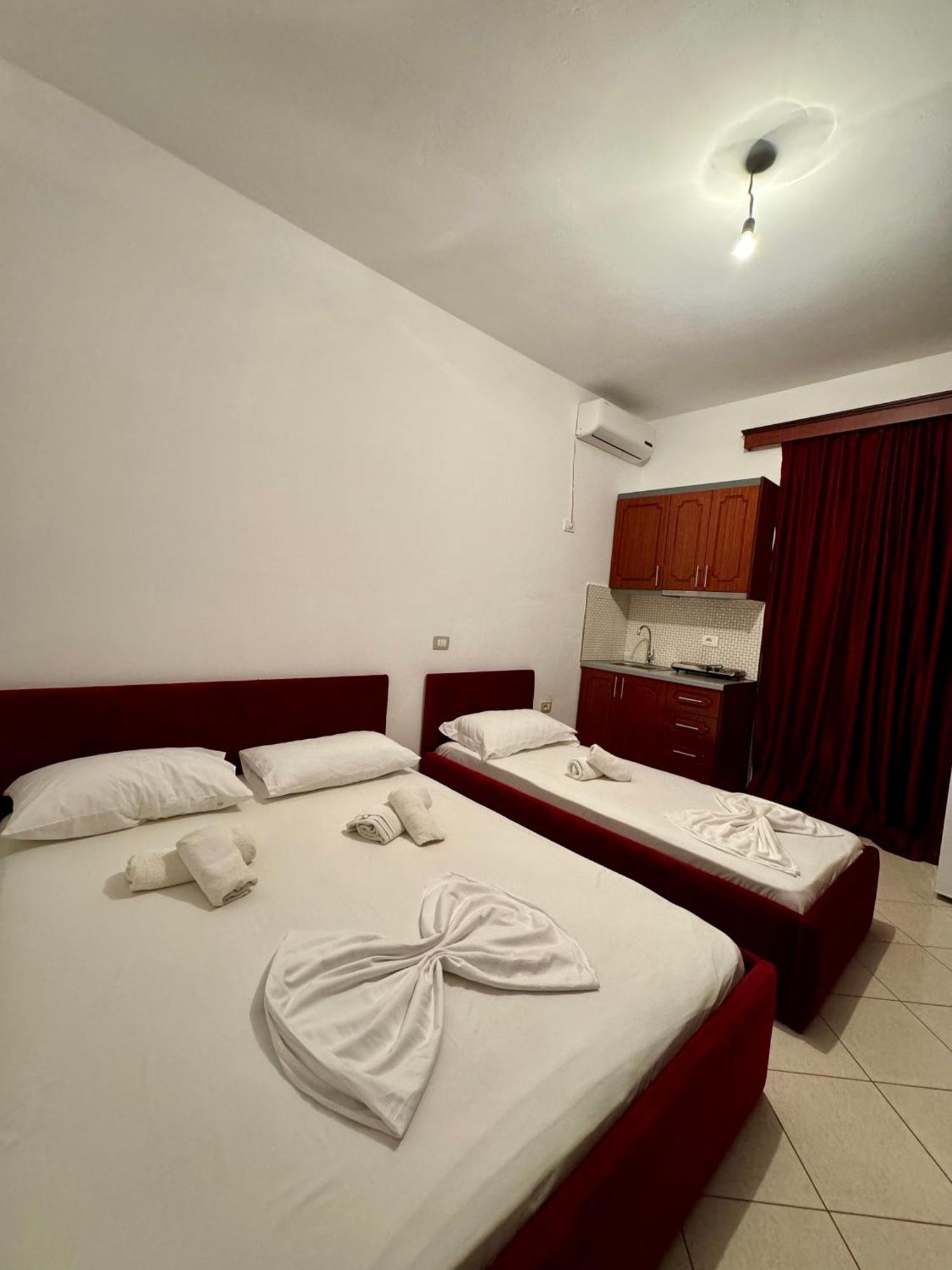 קסאמיל Melita Apartments מראה חיצוני תמונה